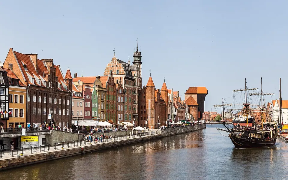 Dlugie Pobrzeze St., Gdansk, Poland Żuraw: This is a photo of an object of cultural heritage inscribed in the registry of the Pomeranian Voivodeship with number A-132 z 18.12.1959.