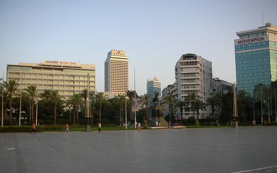 View of Cumhuriyet Square in Konak